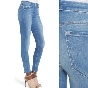 MOTHER Looker Ankle Fray jeans size 25